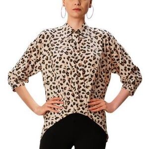 Elliptical Hem Animal Print Shirt Never Worn No tags